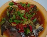Foto langkah ke 5 dari resep Ikan Bawal Goreng Saos Tiram.