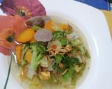 Foto langkah ke 5 dari resep Sop bakso brokoli.
