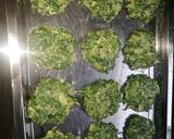 Foto del paso 5 de la receta: Buñuelos de espinaca al horno