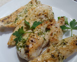 Foto del paso 4 de la receta: Pitera de pollastre a la planxa amb picada julivert