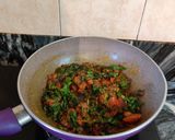 A picture of step 7 of Rajma palak curry.