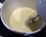 Foto langkah ke 2 dari resep Pancake (adonan dasar pancake).
