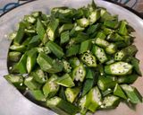 A picture of step 1 of Bhindi Masala.