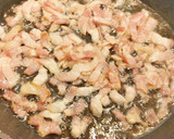 Foto del paso 2 de la receta: Coca de Cebolla caramelizada, Bacon y Papada ibérica