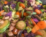 Foto del paso 5 de la receta: Wok de Salmón con almendras y arándanos