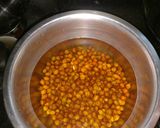 A picture of step 1 of Ghugni chat.