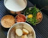 हरियाली साबुदाणा खिचडी (Hariyali Sabudana Khichdi Recipe In Marathi) रेसिपी स्टेप 2 फोटो 