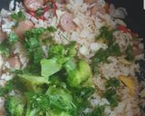 Foto langkah ke 6 dari resep Nasi goreng putih.