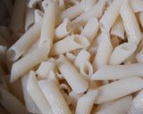 A picture of step 5 of Pasta Pizza.