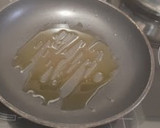 Foto del paso 4 de la receta: Tortilla de patatas, puerro y perejil