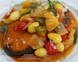 รูปขั้นตอนการทำที่ 4 ของ ปลาอินทรีย์ทอดซอสเปรี้ยวหวาน