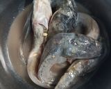 Foto langkah ke 1 dari resep Pesmol Lele Asam Pedas.