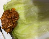 Foto del paso 4 de la receta: Canelón de lechuga con picado de ternera, champiñones y salsa de pimientos