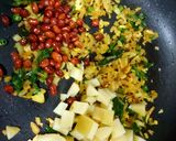 A picture of step 2 of Garlic poha🤩.
