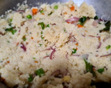 ரவா கிச்சடி (Rava khichadi recipe in tamil) ரெசிபி ஸ்டேப் 4 புகைப்படம்
