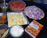 A picture of step 1 of Chicken tikka biryani.