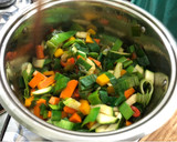 Foto del paso 6 de la receta: Guiso de verduras con zapallo y orejas de palo