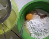 Foto langkah ke 3 dari resep Dadar gulung jagung hitam putih.