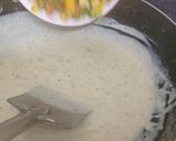 A picture of step 5 of White Rich Creamy Pasta.