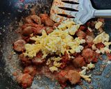 Foto langkah ke 3 dari resep Mie Tek Tek Goreng.