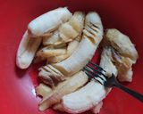 Foto langkah ke 1 dari resep Bolu Pisang Kukus (3 telur, tanpa mixer).