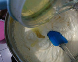 Foto langkah ke 3 dari resep Lemon sponge cake.
