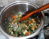 A picture of step 4 of Broken wheat upma.