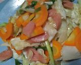 Foto langkah ke 6 dari resep Tumis Sayur Sosis.