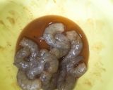 Hình bước làm 2 của món Tôm rim gừng