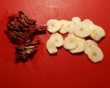 Foto del paso 7 de la receta: Jurel de cola rosada con manto de gambas y almejas