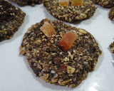 Foto del paso 4 de la receta: Galletas Avena Plátano & Papaya con Sésamo Negro Pistacho Canela