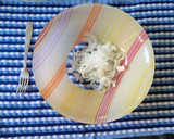 Foto del paso 1 de la receta: Ensalada blanca con pepinillos