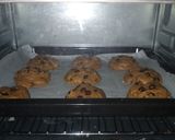 Foto langkah ke 4 dari resep Chewy Cookies Crispy Diluar, Empuk didalam Enak Anti Gagal.