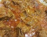 A picture of step 2 of Garlic mutton handi.