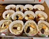 Hình bước làm 2 của món Oat muffins