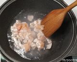 รูปขั้นตอนการทำที่ 3 ของ ราดหน้าไก่ราชวงศ์