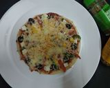 વેજ ચીઝ પીઝા (Veg. Cheese Pizza Recipe In Gujarati) રેસીપી સ્ટેપ4ફોટો