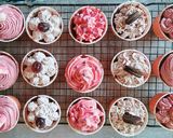 Foto langkah ke 5 dari resep Super Moist Chocolate Cup Cake.