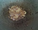 Foto langkah ke 1 dari resep Tumis tauge teri.