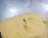 A picture of step 2 of Garlic paratha.