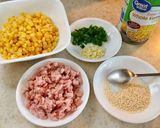 Hình bước làm 1 của món Bắp mỹ xào thịt bằm