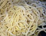 Foto langkah ke 1 dari resep Mie Goreng Simpel.
