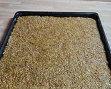 Nussecke (Mogyorós háromszögek) recept fázis 4 fotója
