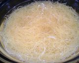 Foto del paso 7 de la receta: Fideos de arroz para celiacos con mejillones