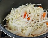 Foto del paso 3 de la receta: Rodaballo empanado (sin huevo) con verduras en vinagre