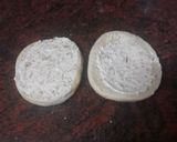 Foto del paso 5 de la receta: Hamburguesa de cerdo con mayonesa de cebolla frita y piparras