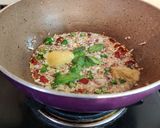 A picture of step 4 of Chicken Stew with Basil & Dry Red Chilli.