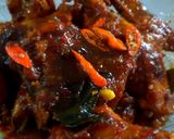 Foto langkah ke 6 dari resep Ayam goreng kecap pedas.