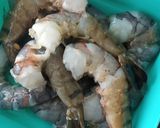 Foto langkah ke 1 dari resep Udang Goreng Mentega.