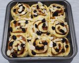 Foto langkah ke 5 dari resep Cinnamon Rolls.